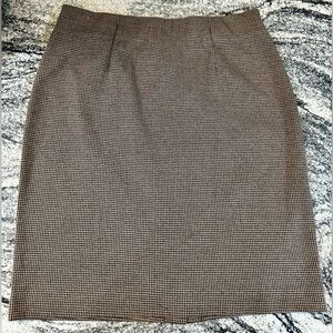 J Jill Ponte Pencil Skirt - Size Small very nice condition!!